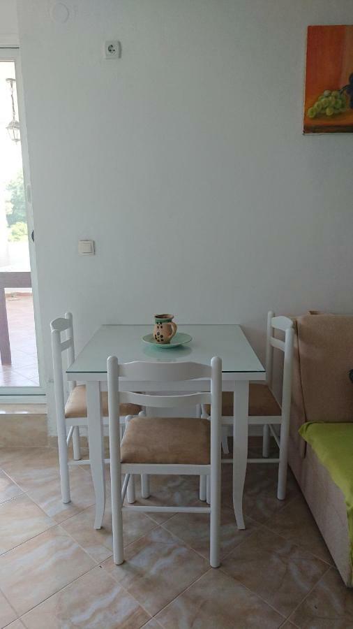 Luce Di Sole Apartment Ulcinj Exteriör bild