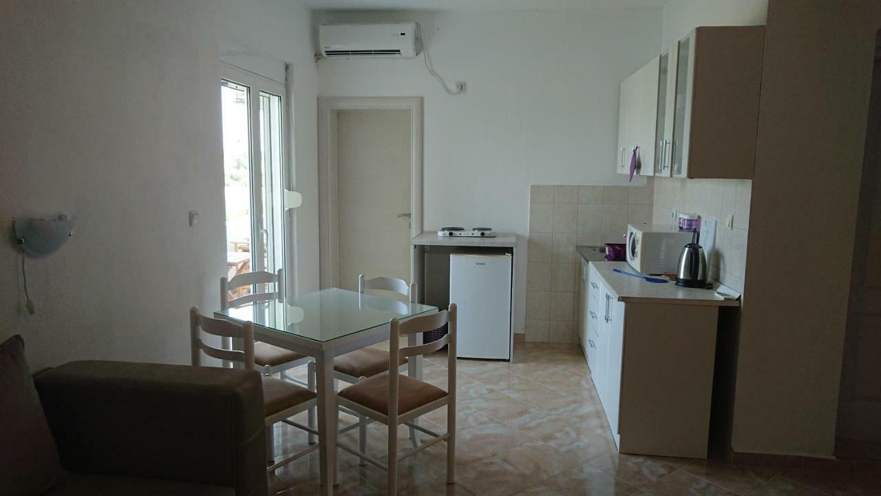 Luce Di Sole Apartment Ulcinj Exteriör bild